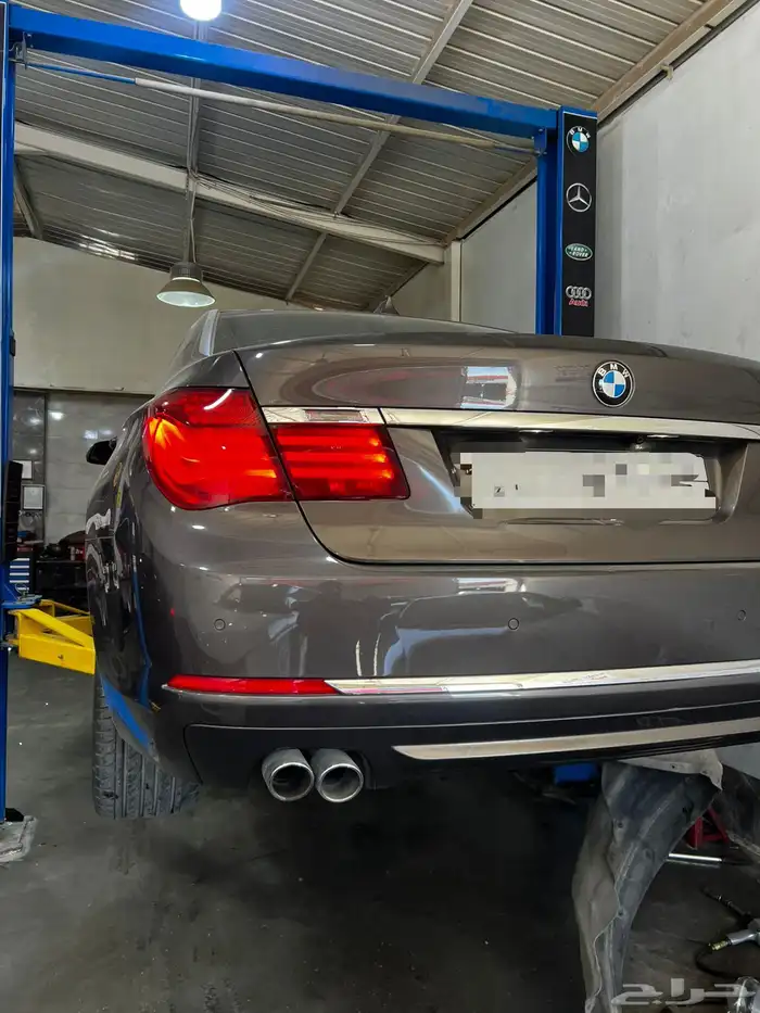 مساعدات بي ام 730i 2014 2012 2013مساعدات بي ام دبليو 740i 2
