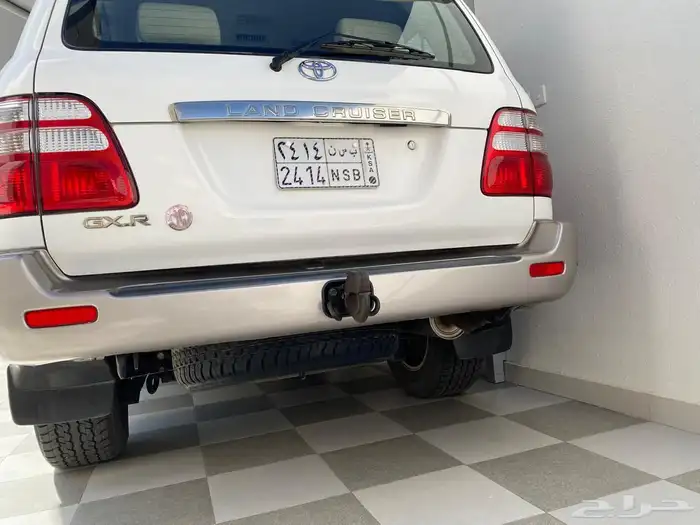 جيب لاند كروزر 2