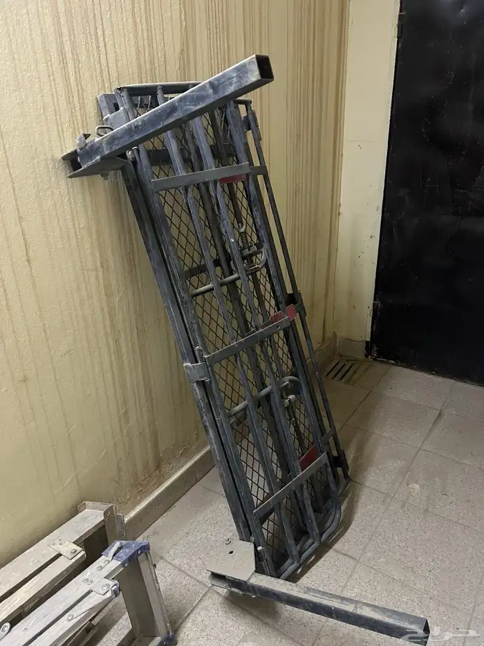 سلة عفش سيارة 0