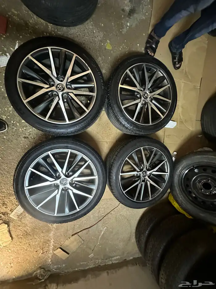 جنوط كامري اصلي 2023 مقاس 18 مع كفرات 1