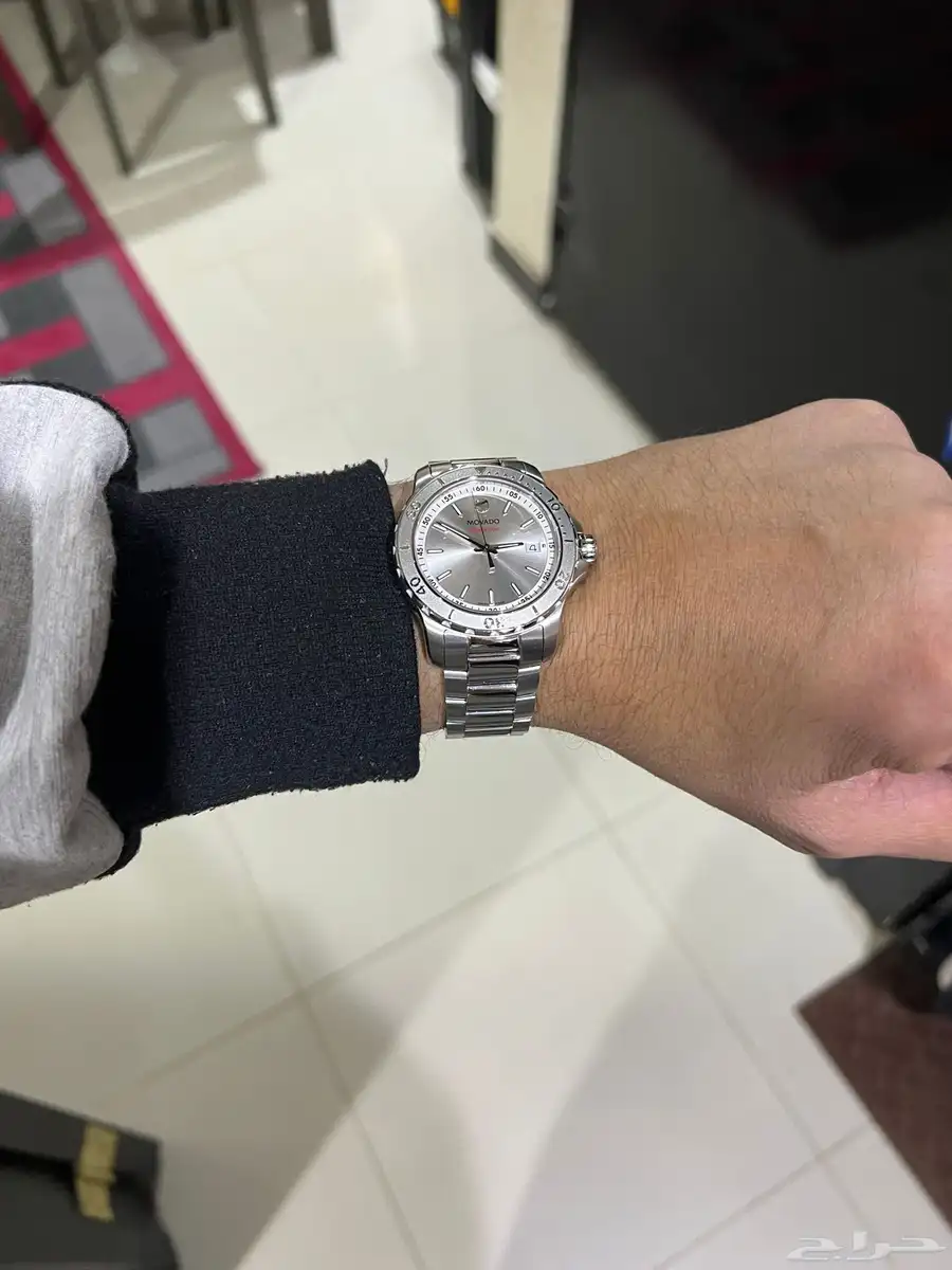 ساعة موفادو MOVADO- Series 800 - بحالة ممتازة . 3