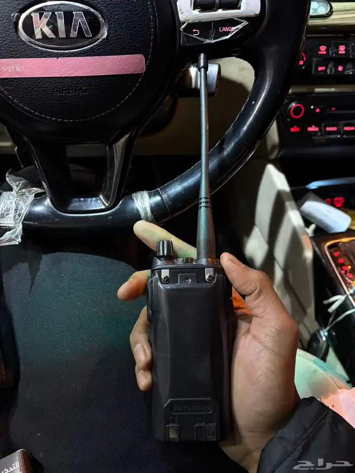 جهاز مكالمات لاسلكي بس مضيع الشاحن حقه 2