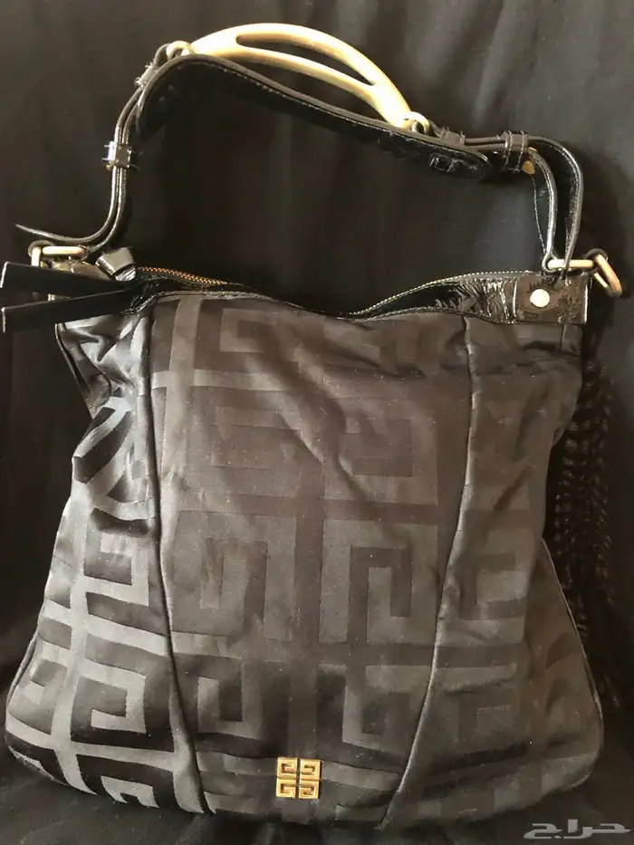 شنطة جيفنشي كالجديده 1