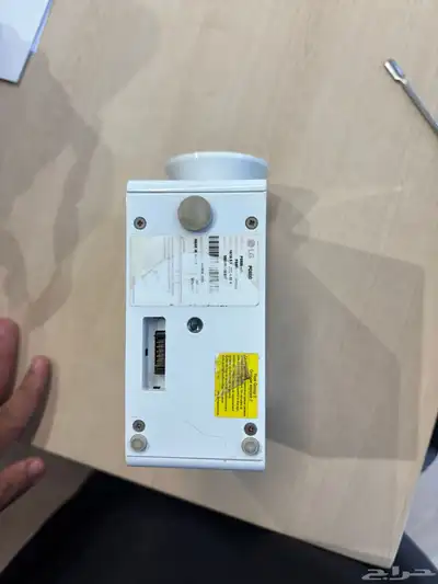 projector Lg pg60 بروجيكتر 2