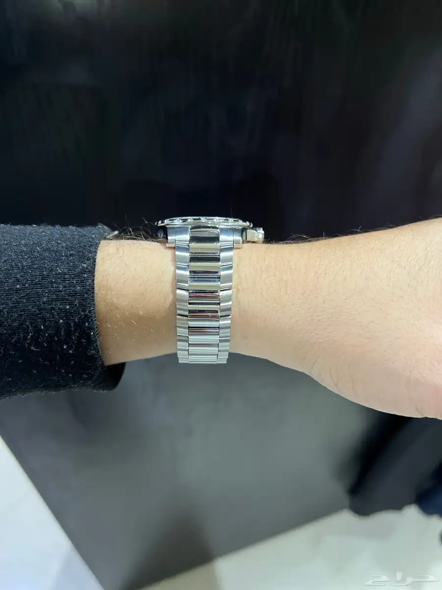 ساعة موفادو MOVADO- Series 800 - بحالة ممتازة . 4