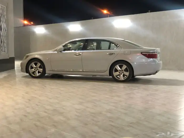 لكزز 460 سعودي نضيف اليساره بدي وكاله ومكينه وقير طيبات 1