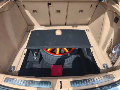 جيب ماكان اس بورش 1