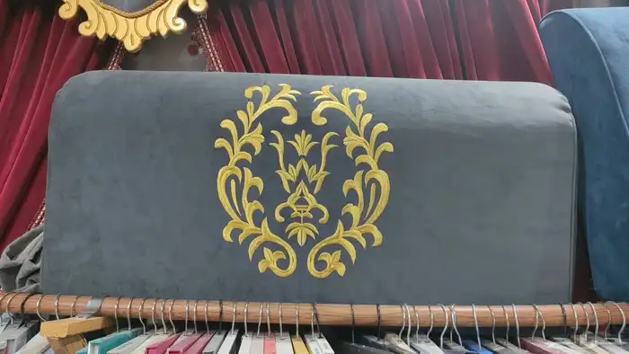 Sofa 10