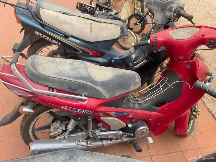 للبيع ثلاثه دبابات سوزوكي 110 واثنين صينيه البيع جمله 4