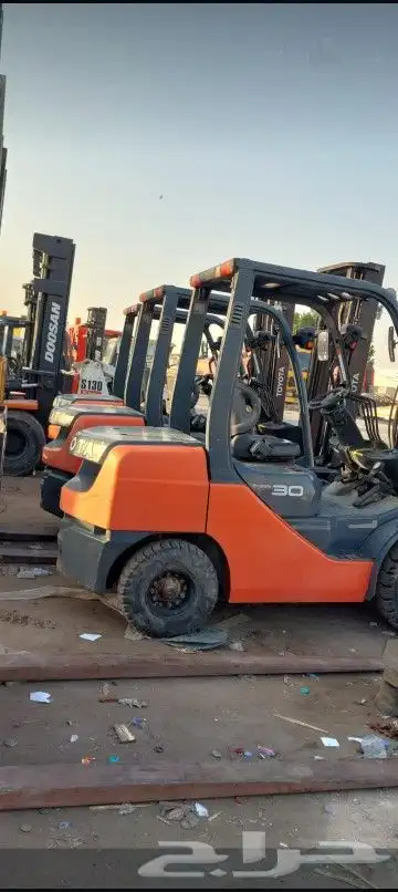 رافعه شوكيه للايجار الدمام الاحساء بقيق 0