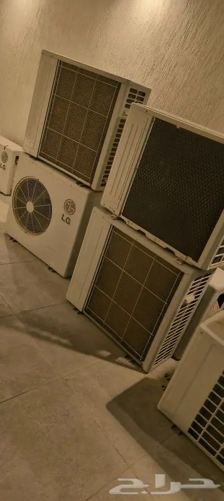 Split air conditioner transportation in Riyadh installation 5