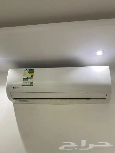 Split air conditioner transportation in Riyadh installation 1