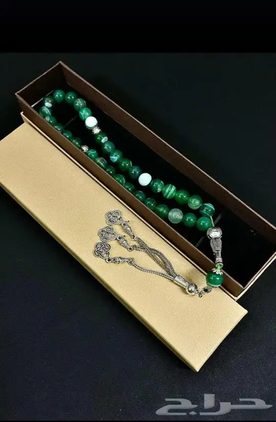 ساعات رجالي مع سبح عقيق 19