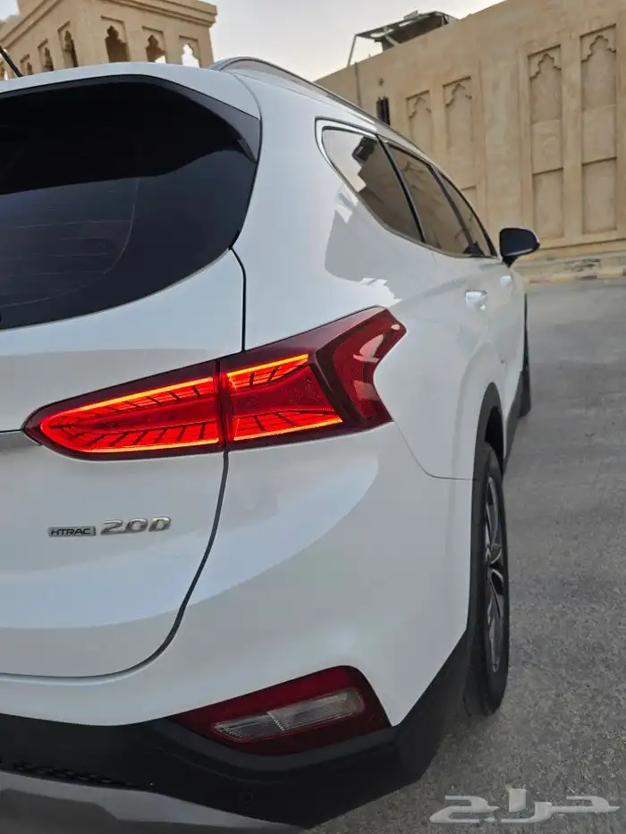 تم البيع سنتافي ديزل دبل سبع مقاعد بنوراما بدي وكالة 16