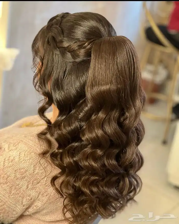 ميكب ارتست وهير ستايل حاصلة على عدة شهادات 3