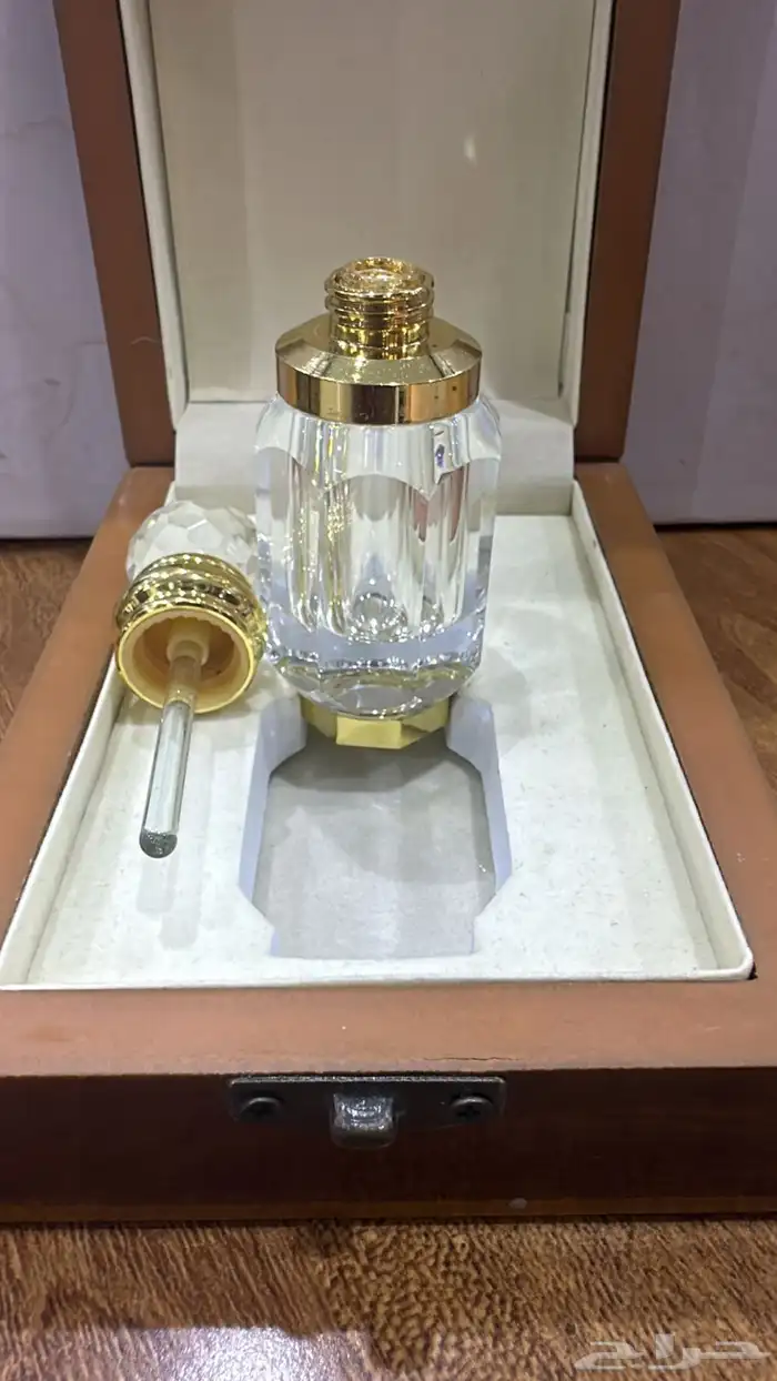 ربع توله مع صندوق خشبي شكل تراثي قديم 2