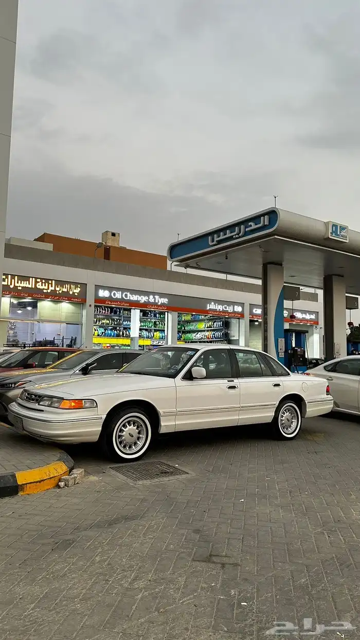 فورد فيكتوريا ( تم البيع) 1