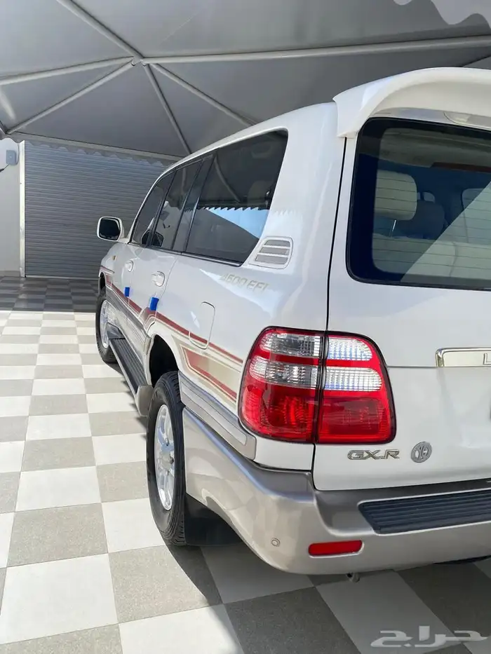 جيب لاند كروزر 1