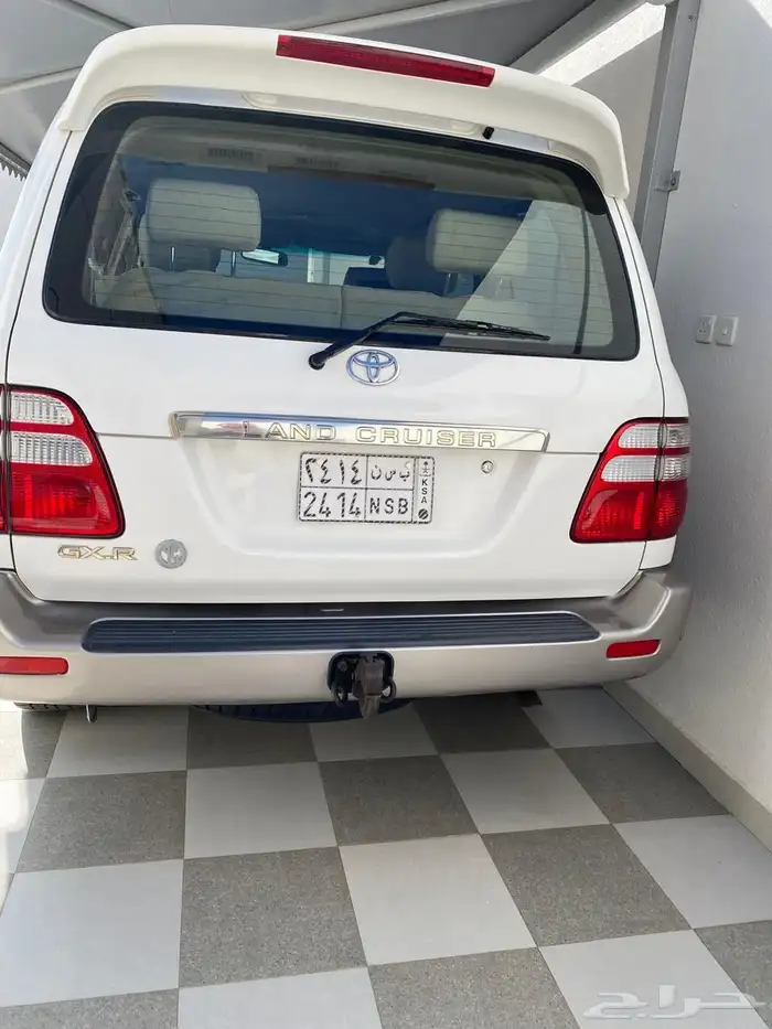 جيب لاند كروزر 3