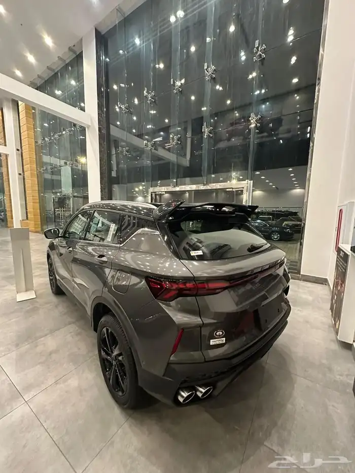 جيلي كولراي 2025 4