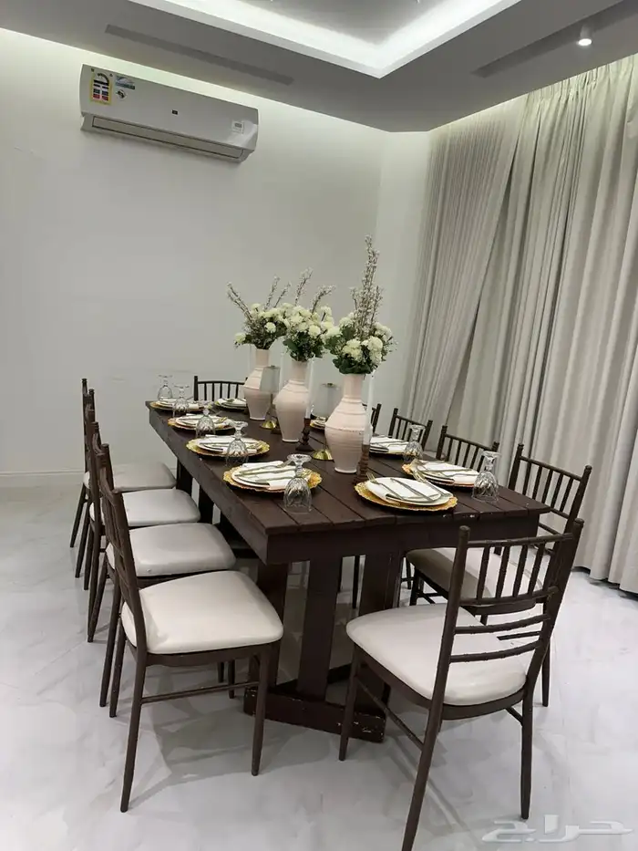 طاولات طعام VIP 20