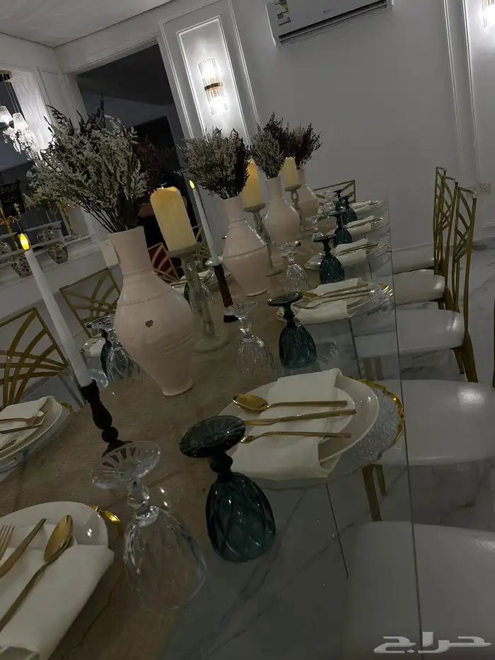 طاولات طعام VIP 9