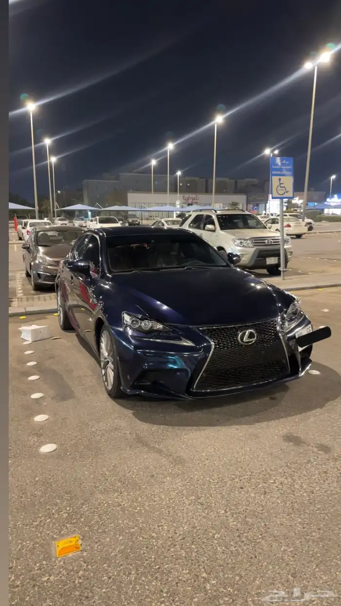 لكزس is250 بلاتينوم سبورت 2