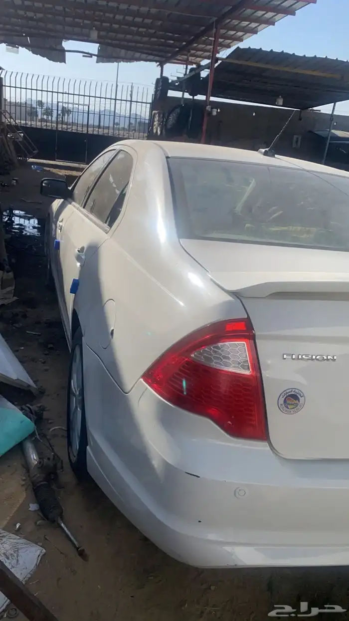 يتوفر لدينا قطع غيار فورد فيوجن 2012 1