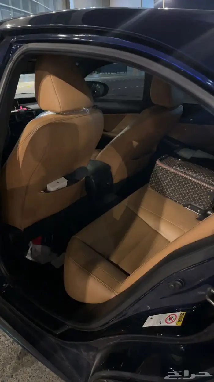 لكزس is250 بلاتينوم سبورت 7