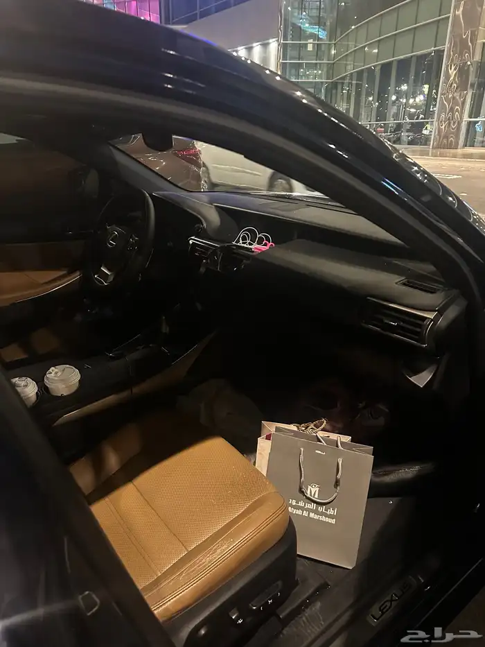 لكزس is250 بلاتينوم سبورت 6