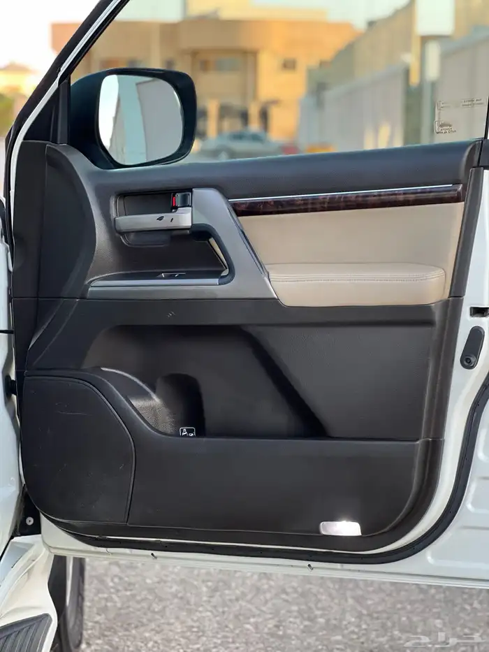 ( تم البيع ) VX-R 2009 فل كامل 32