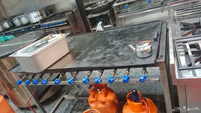 مداخن طاولات مغاسل تجهيز مطاعم ومطابخ وفنادق وكوفيه استانلس 85