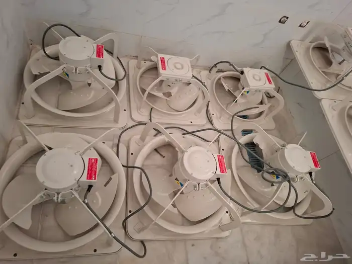 مداخن طاولات مغاسل تجهيز مطاعم ومطابخ وفنادق وكوفيه استانلس 18