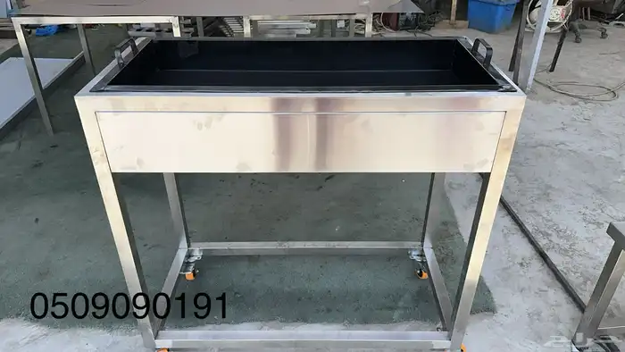 مداخن طاولات مغاسل تجهيز مطاعم ومطابخ وفنادق وكوفيه استانلس 45