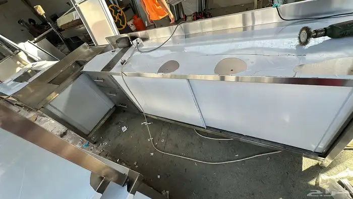 مداخن طاولات مغاسل تجهيز مطاعم ومطابخ وفنادق وكوفيه استانلس 5