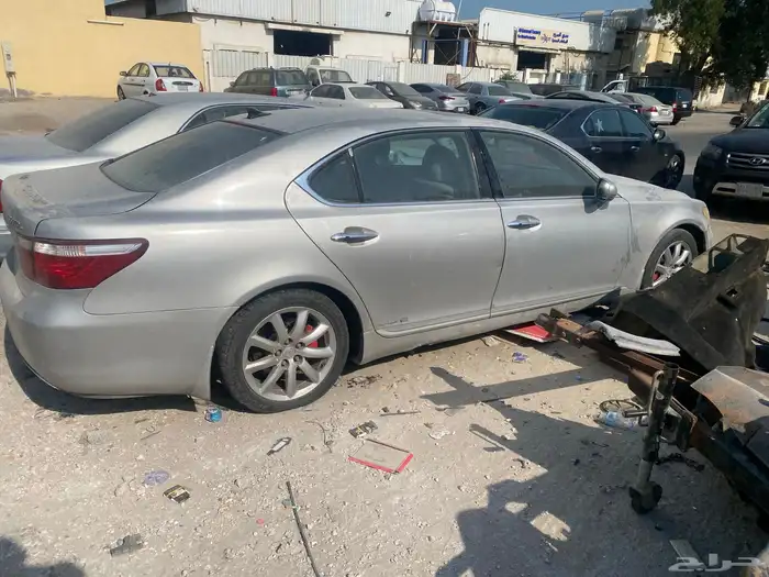 بيع قطع غيار تشليح ال اس اربع ميه وستين 460LS 0