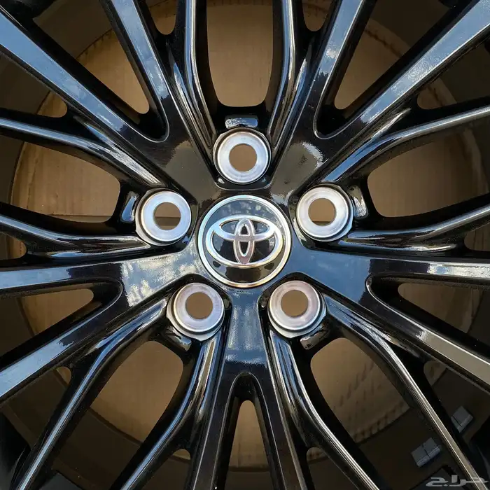 جنوط كامري 11