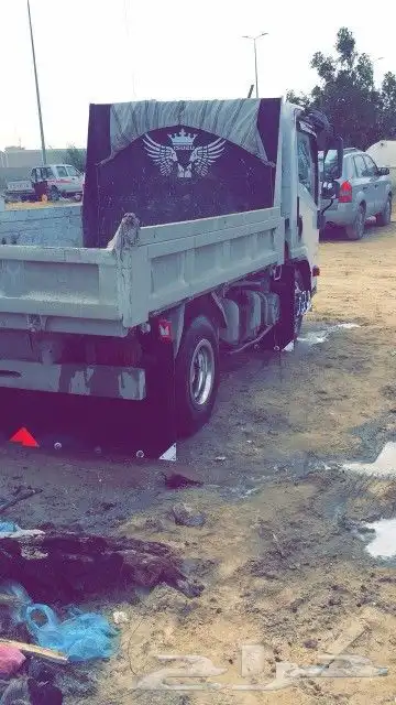 قلاب ل ترحيل المخلفات ونقل البضائع 1