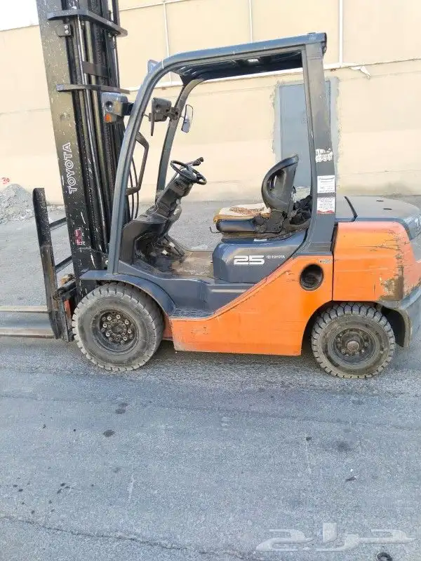 إيجار رافعات شوكيه جميع انواع المعدات الثقيله 3