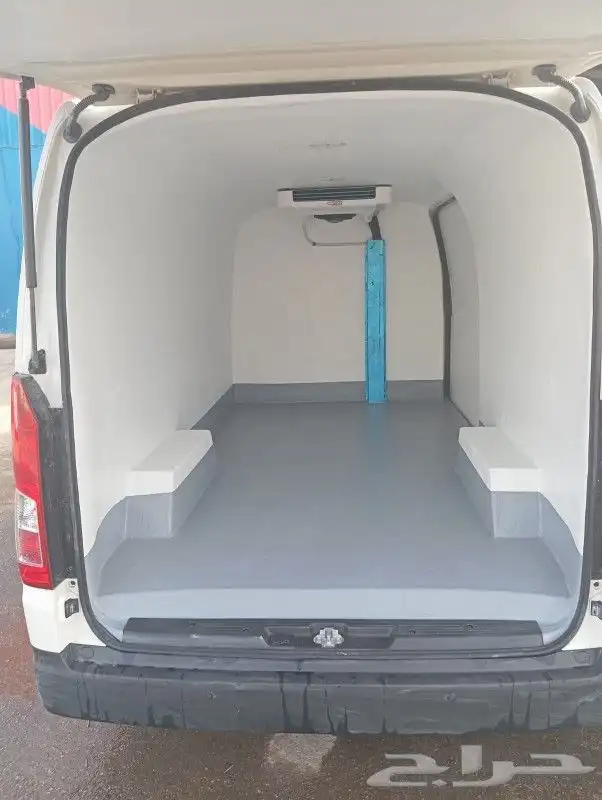 تجهيز السيارات المبرده وصناديق السيارات والثلاجات 0