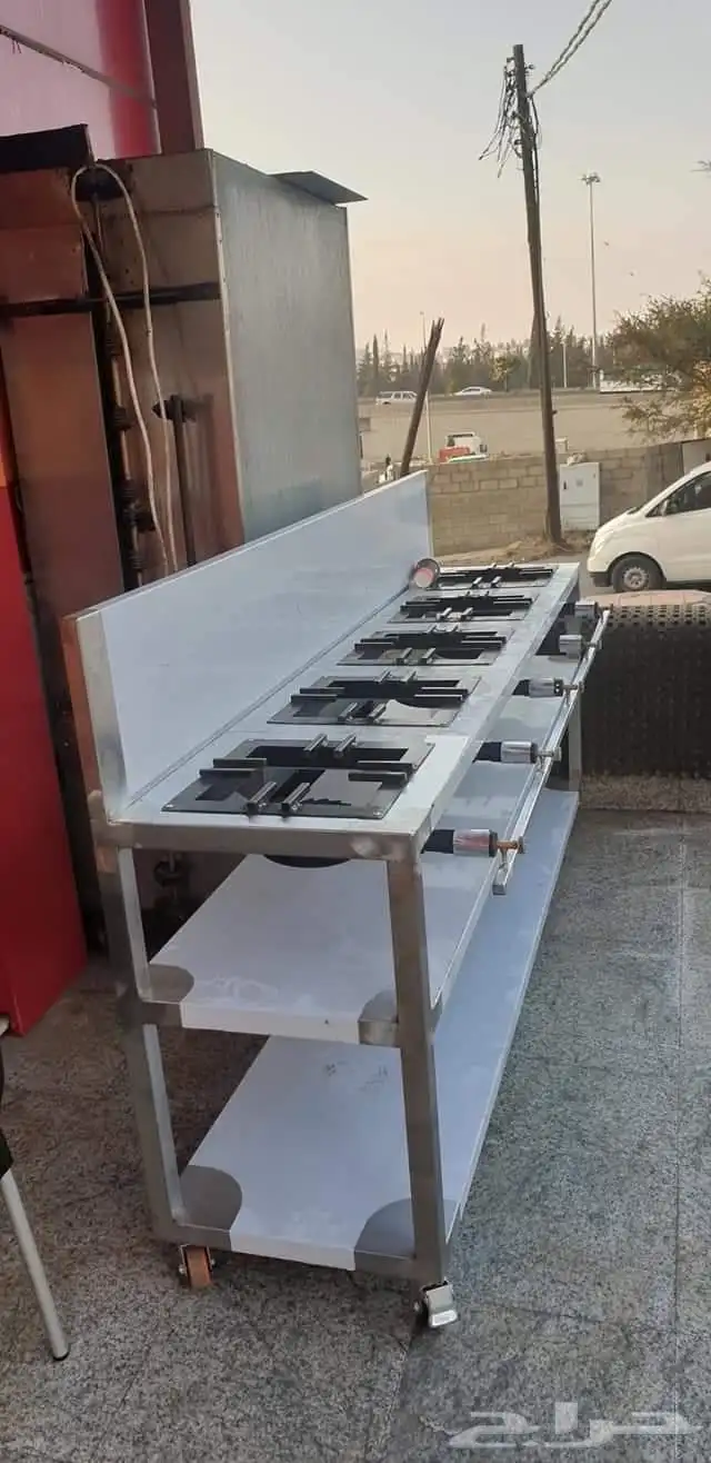 مداخن طاولات مغاسل تجهيز مطاعم ومطابخ وفنادق وكوفيه استانلس 19