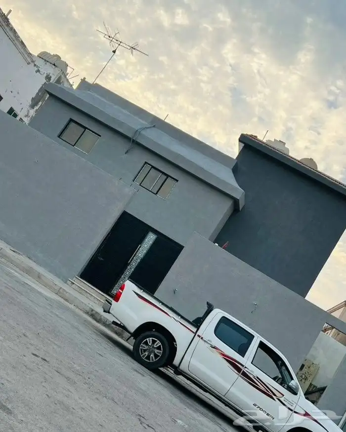 بناءمجالس بناء ملاحق ترميم وتشطيب صبغ عوازل 0