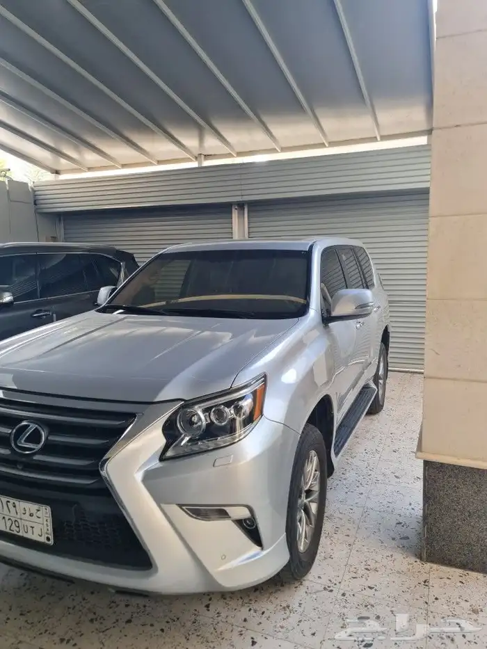 لكزس lexus GX2014 ماشي 126900 كيلو رقم تواصل واتس 0