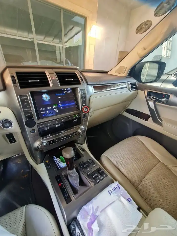 لكزس lexus GX2014 ماشي 126900 كيلو رقم تواصل واتس 7