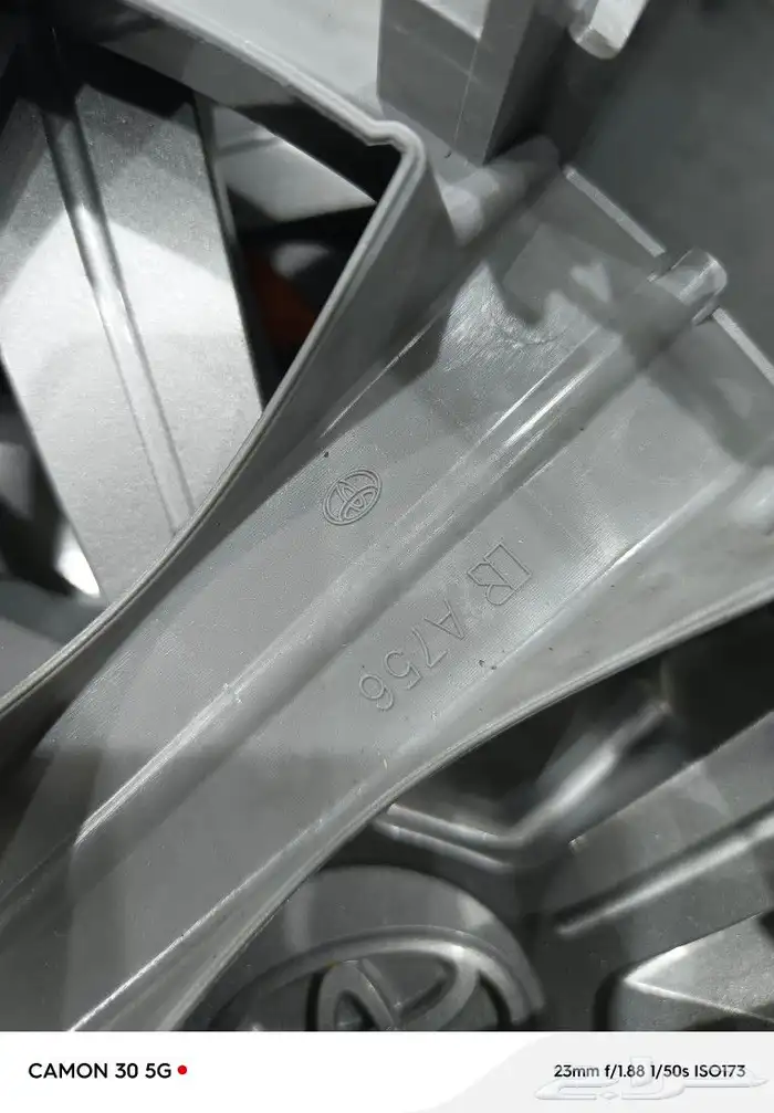 طيس كامري اصلي وكاله 5