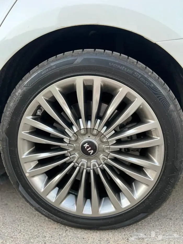 K900 أعلى فئة - فل كامل- الفاخرة كيا K900 24