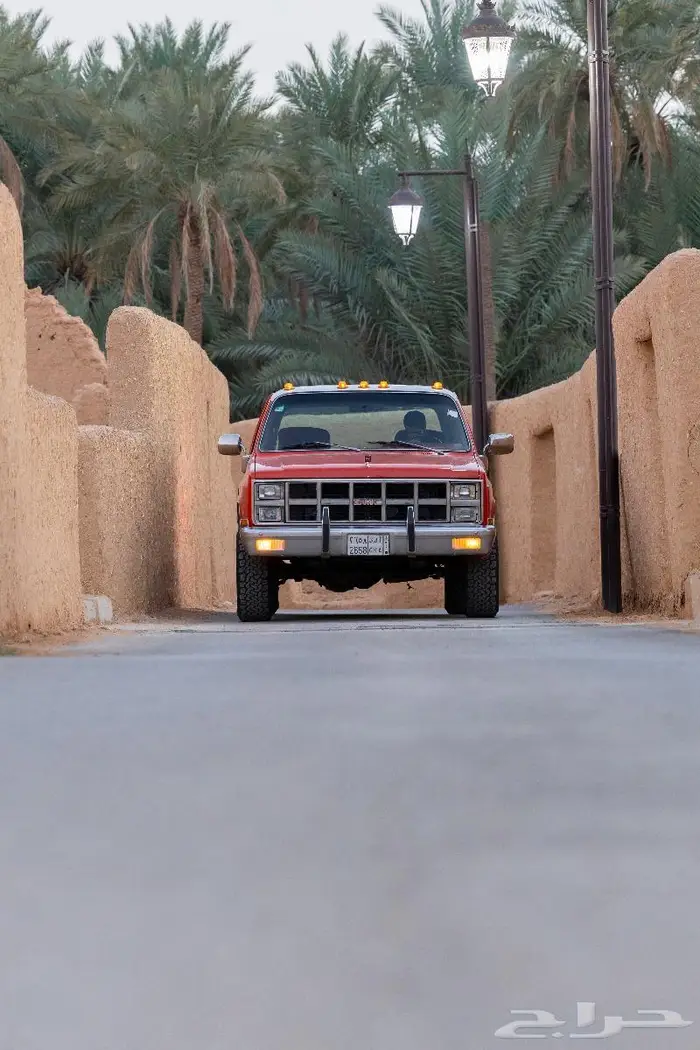 الزين و النادر جمس جيمي بليزر ربع K5 موديل 1981 3