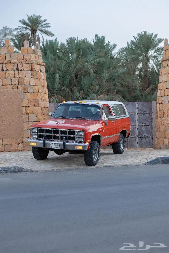 الزين و النادر جمس جيمي بليزر ربع K5 موديل 1981 4