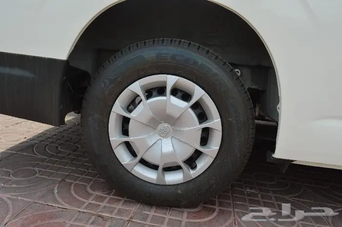 تويوتا باص هايس 2025 ديزل سقف مرتفع قير اوتوماتيك عبداللطيف 27