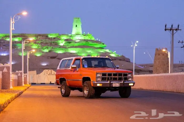 الزين و النادر جمس جيمي بليزر ربع K5 موديل 1981 17